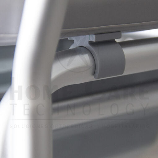 Silla sanitaria con asiento blando FS7992L