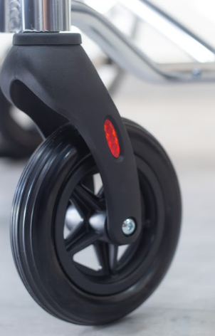 Silla de ruedas estándar y transporte FS903LA