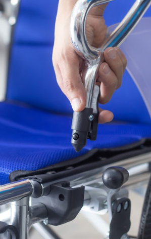 Silla de ruedas estándar y transporte FS903LA